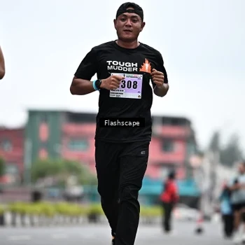 Runner Photo 8944806