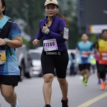 Runner Photo 8944845