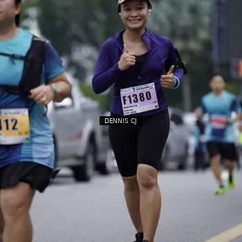 Runner Photo 8944871