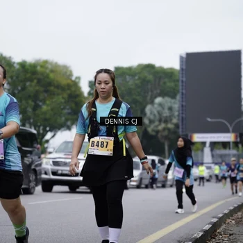 Runner Photo 8944877