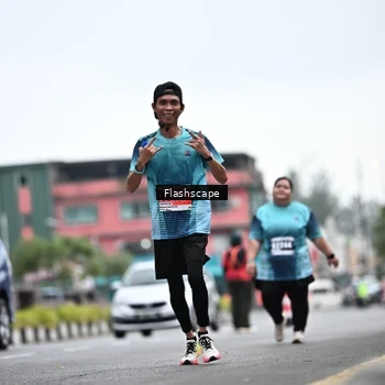 Runner Photo 8944954
