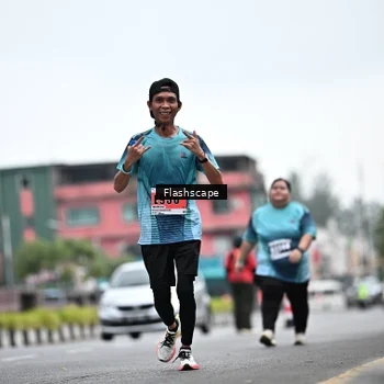 Runner Photo 8944957