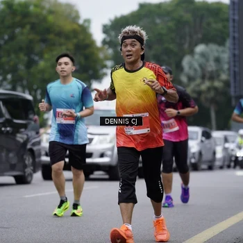 Runner Photo 8944965