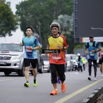 Runner Photo 8944975