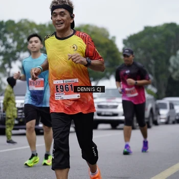 Runner Photo 8944990