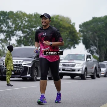 Runner Photo 8945011