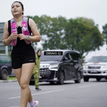 Runner Photo 8945115