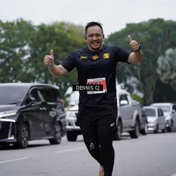 Runner Photo 8945122