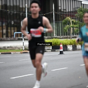 Runner Photo 8945123
