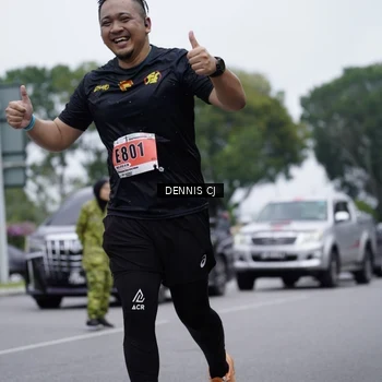 Runner Photo 8945191