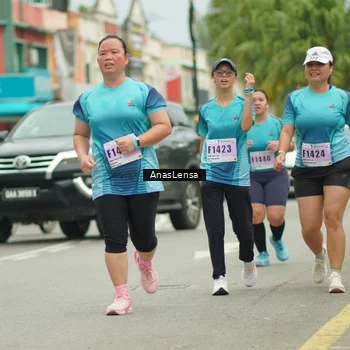 Runner Photo 8945193