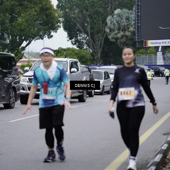 Runner Photo 8945244