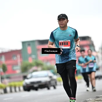 Runner Photo 8945296