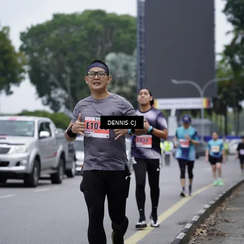 Runner Photo 8945308