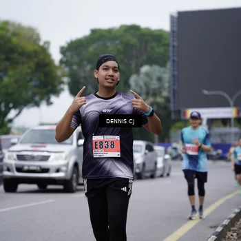 Runner Photo 8945334