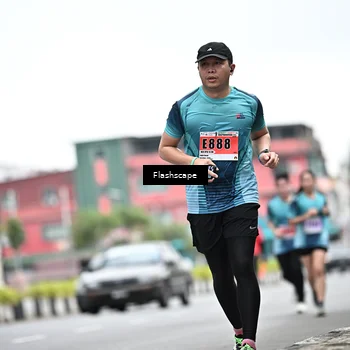 Runner Photo 8945341