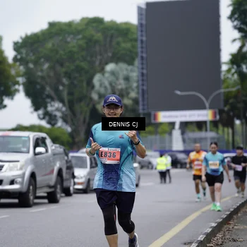 Runner Photo 8945344