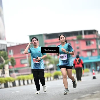 Runner Photo 8945352