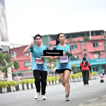 Runner Photo 8945354