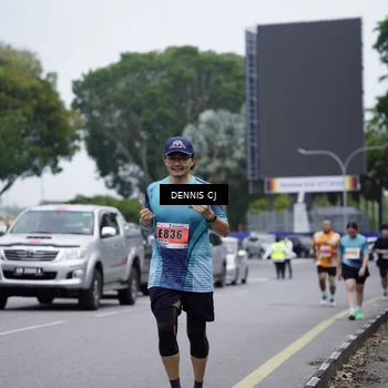 Runner Photo 8945357
