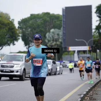 Runner Photo 8945364