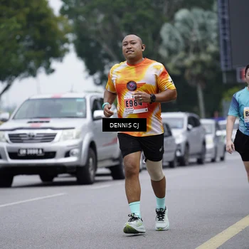 Runner Photo 8945374