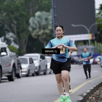 Runner Photo 8945392