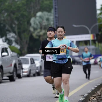 Runner Photo 8945397