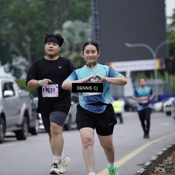 Runner Photo 8945421