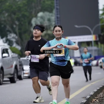 Runner Photo 8945515
