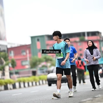 Runner Photo 8945521