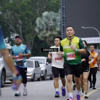 Runner Photo 8945542