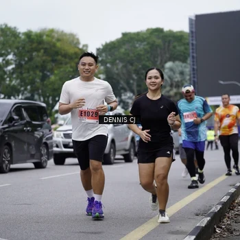 Runner Photo 8945578