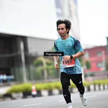 Runner Photo 8945596