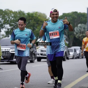 Runner Photo 8945646