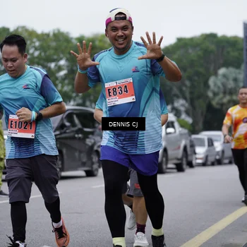 Runner Photo 8945655