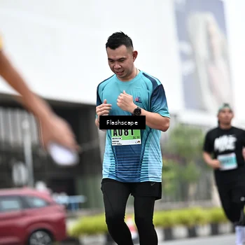 Runner Photo 8945699