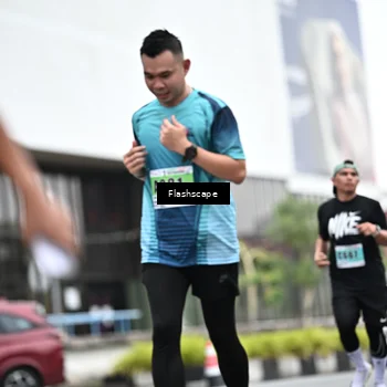 Runner Photo 8945735