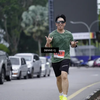 Runner Photo 8945759