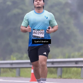 Runner Photo 8945773