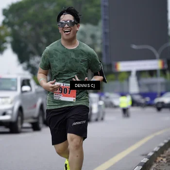 Runner Photo 8945797