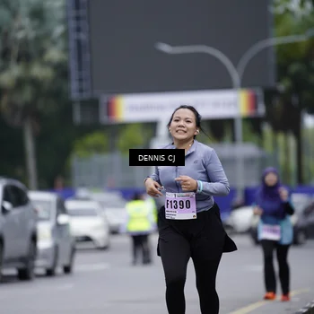 Runner Photo 8945798