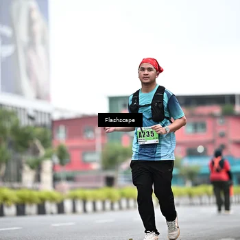 Runner Photo 8945886