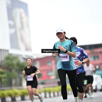 Runner Photo 8945973