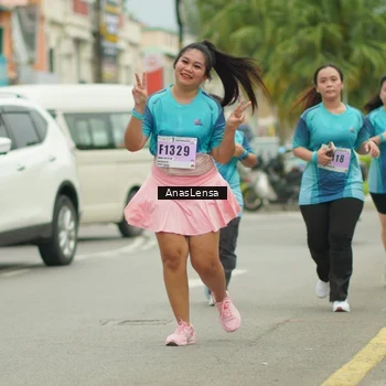 Runner Photo 8945997