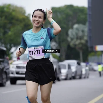 Runner Photo 8946032