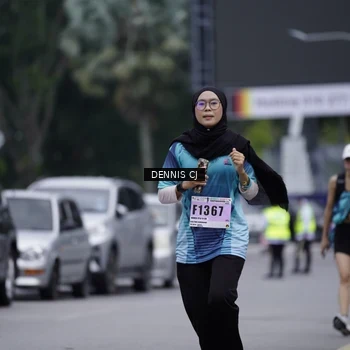 Runner Photo 8946055
