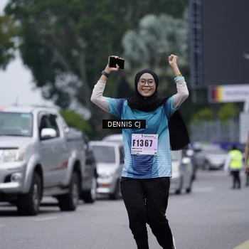 Runner Photo 8946072