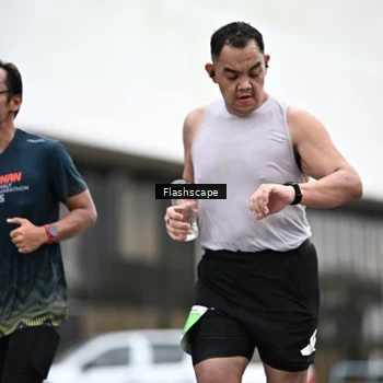 Runner Photo 8946124