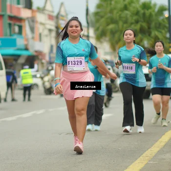 Runner Photo 8946176